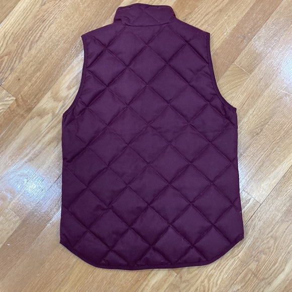 J. Crew Excursion Quilted Vest XS Burgundy - Picture 2 of 8